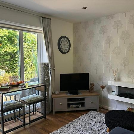 Appartement Secret Gem 1 Bed Garden Flat Private Luxury Hot Tub à Bornemouth Extérieur photo