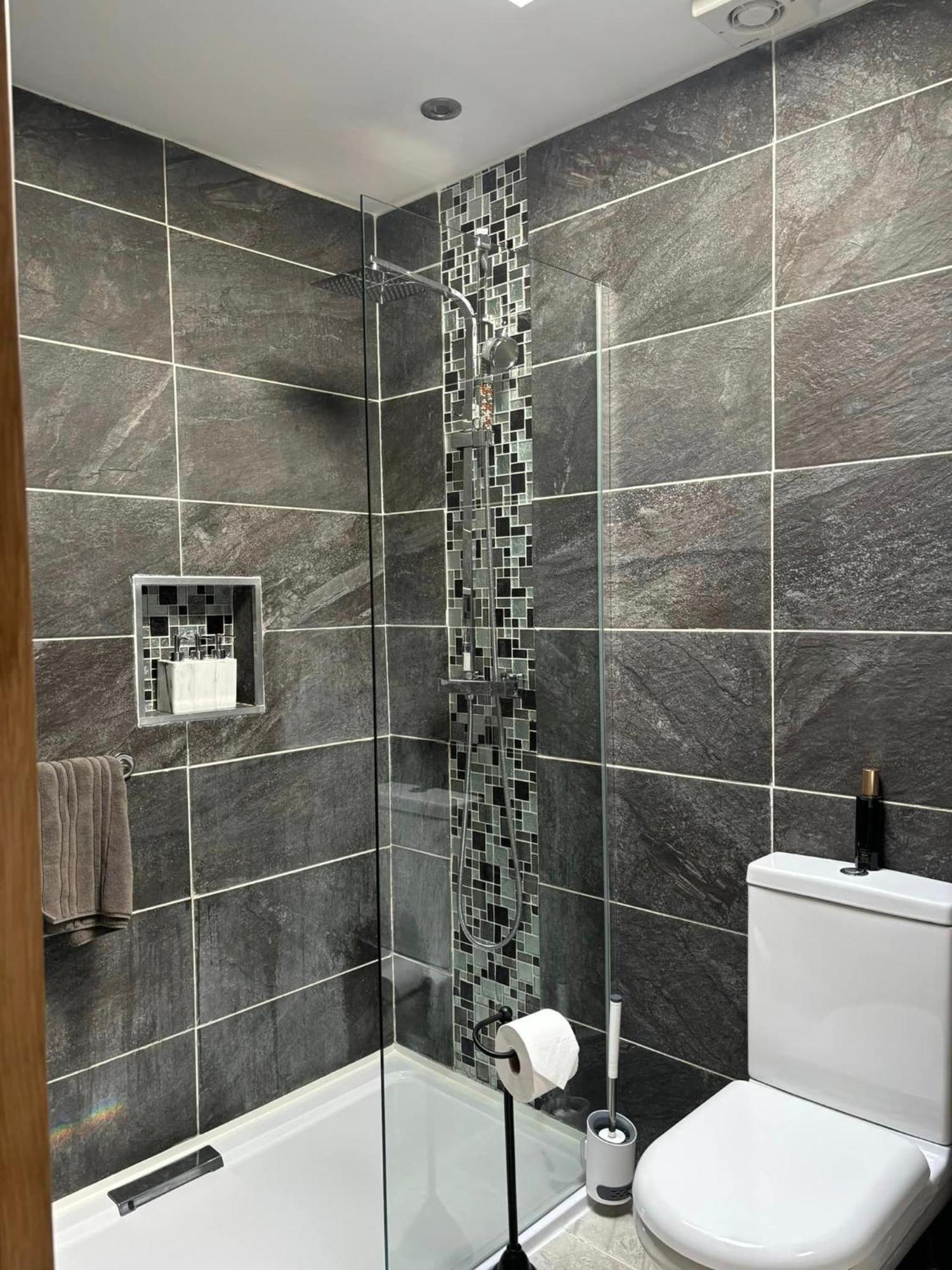 Appartement Secret Gem 1 Bed Garden Flat Private Luxury Hot Tub à Bornemouth Extérieur photo